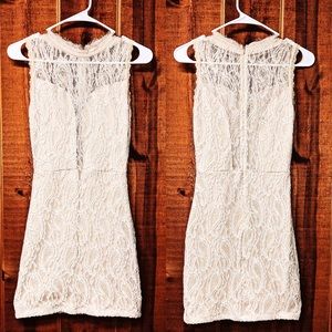 ❤️Fitted lace mini